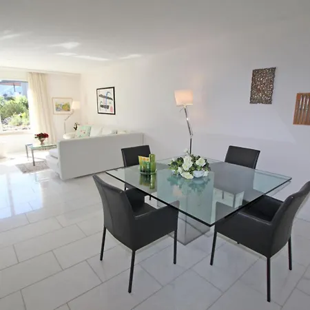 Residenza Ascomonte, Parterre, App 30 By Holap Sa Apartamento